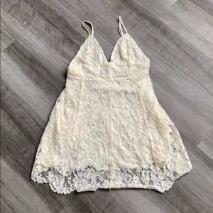 Girl’s Lace Dress